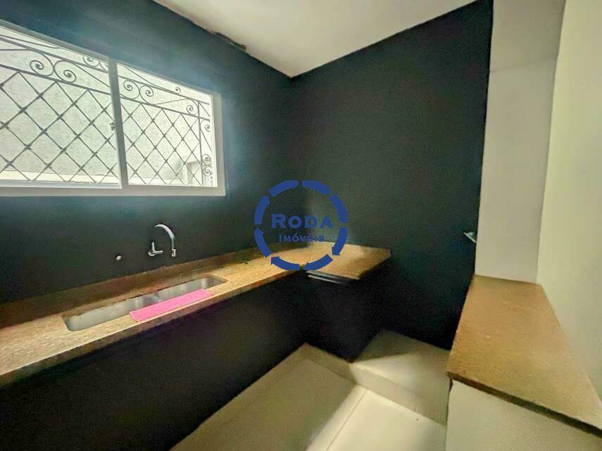 Casa para aluguel no Embaré: 