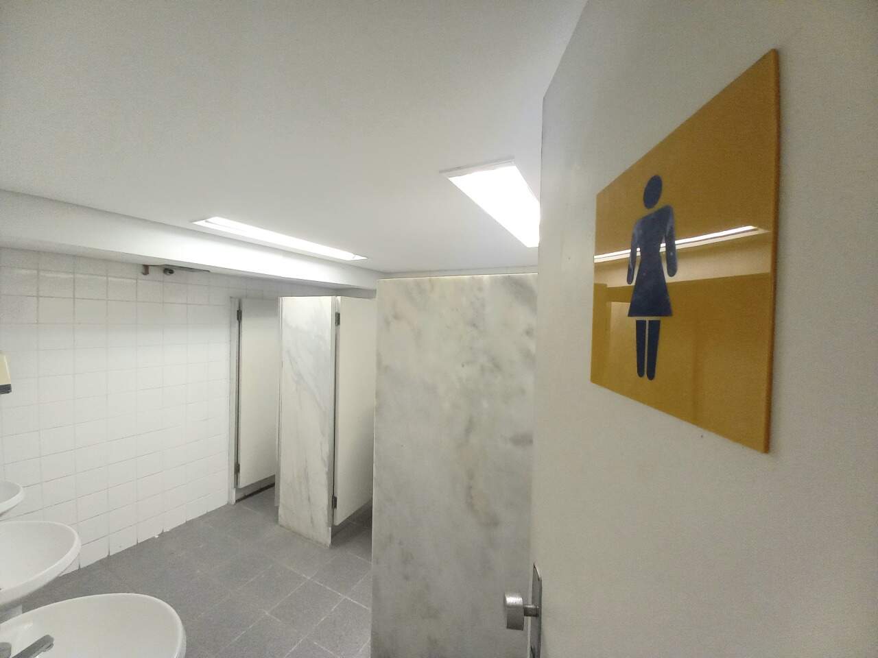Loja para aluguel no Boqueirão: 