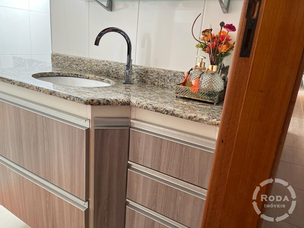 Sobrado de Condomínio à venda no Marapé: 