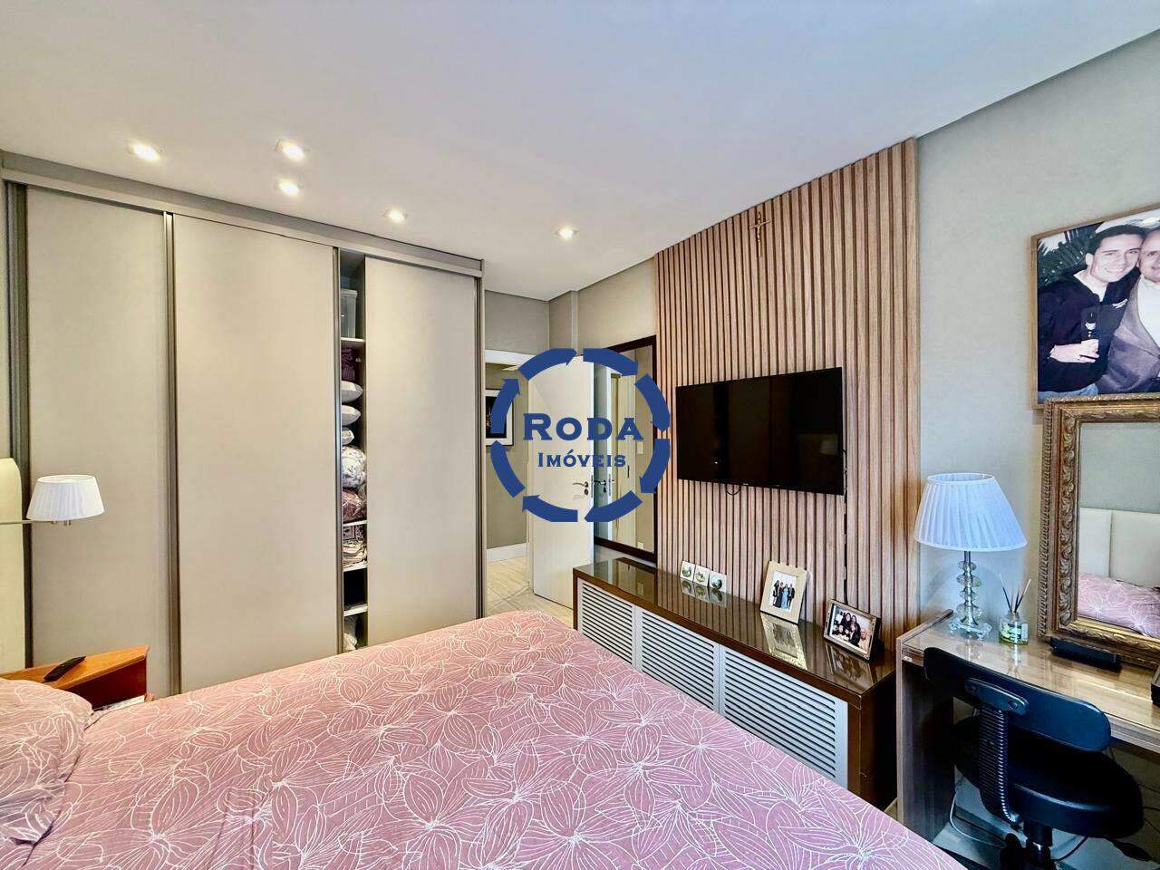 Apartamento à venda no Ponta da Praia: 