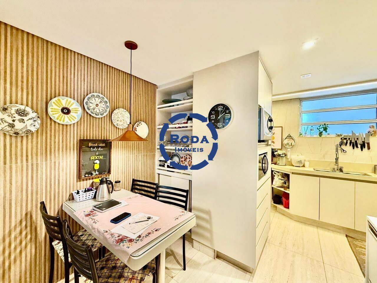 Apartamento à venda no Ponta da Praia: 