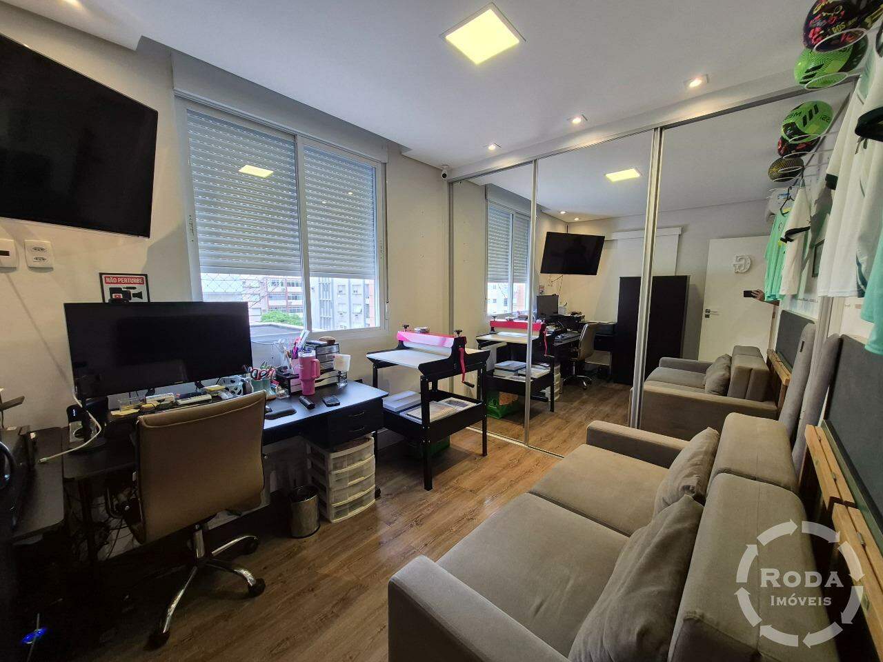 Apartamento à venda no Embaré: 