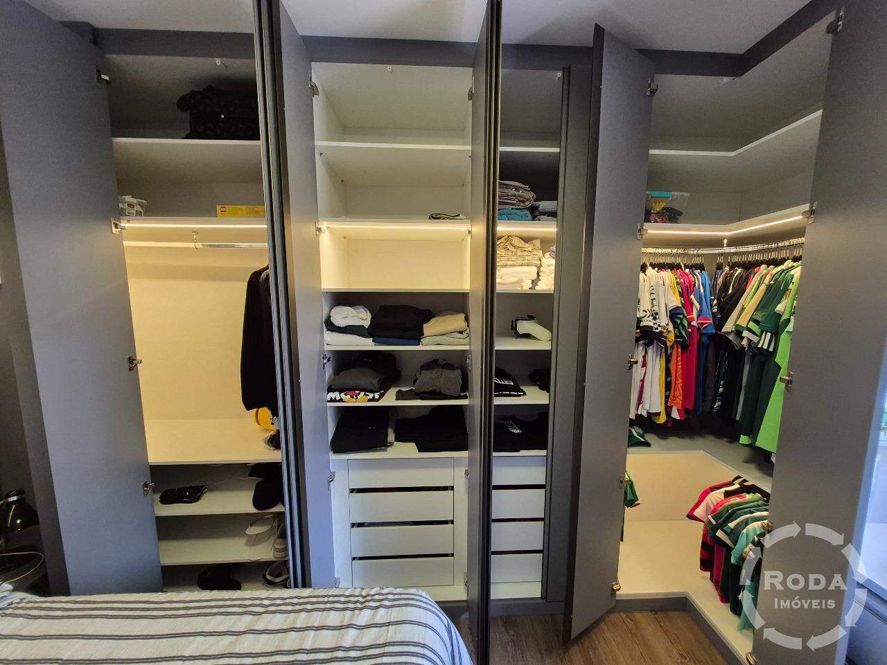 Apartamento à venda no Embaré: 