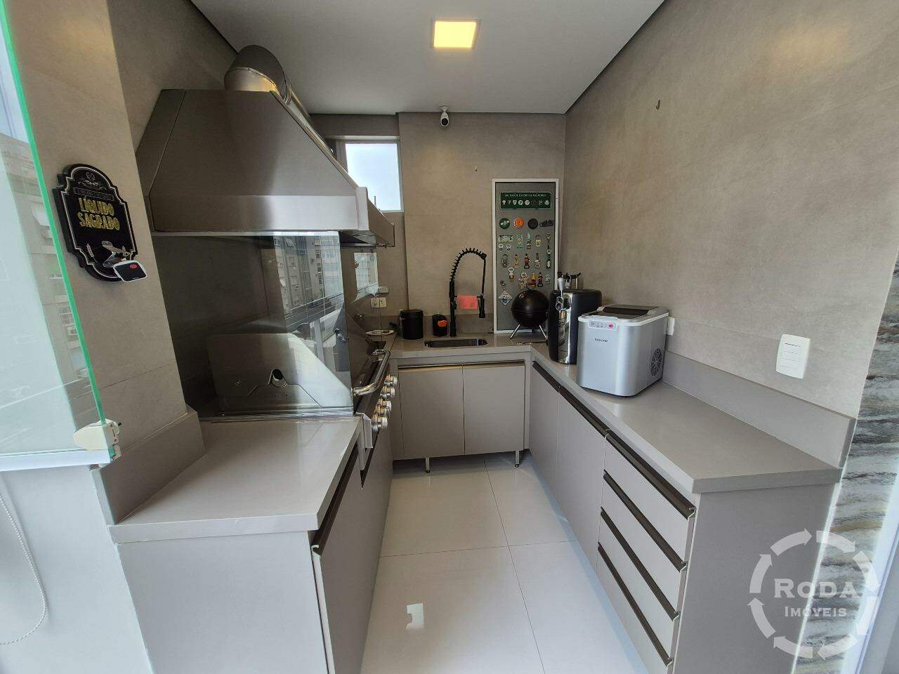 Apartamento à venda no Embaré: 