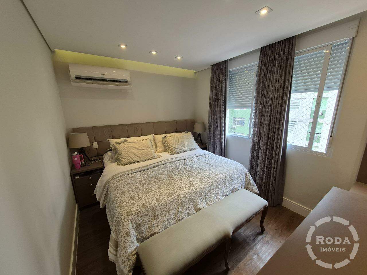 Apartamento à venda no Embaré: 
