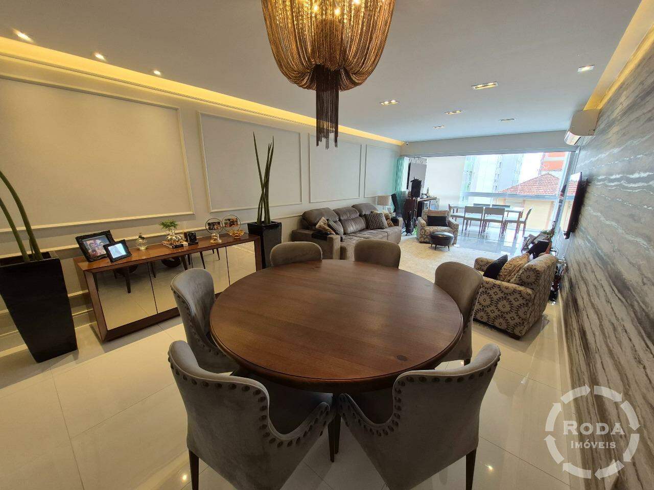 Apartamento à venda no Embaré: 