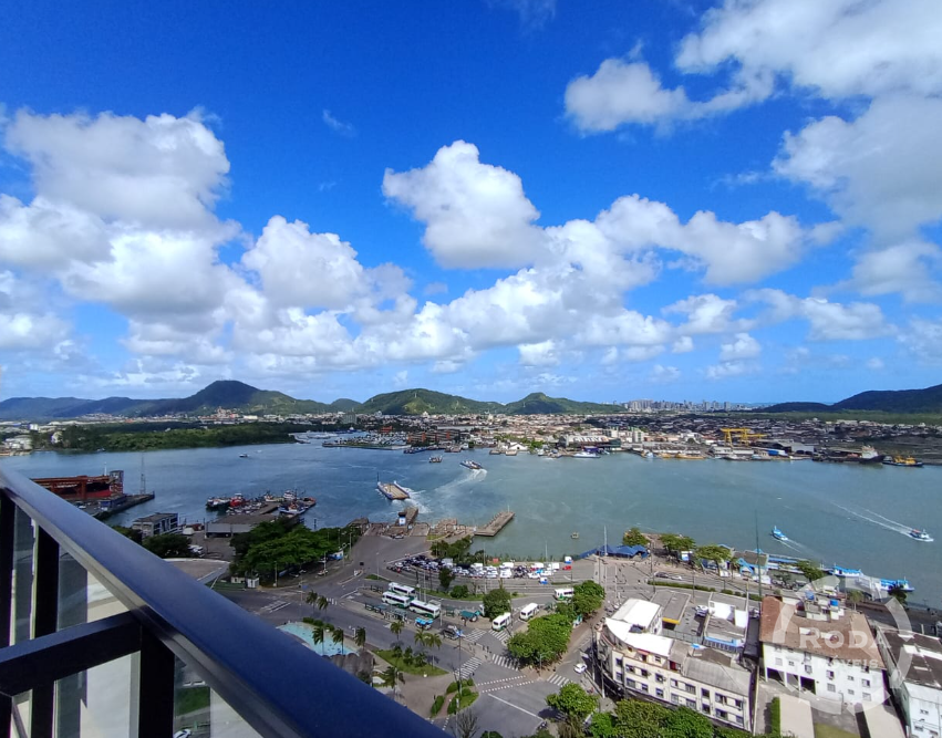 Apartamento à venda no Ponta da Praia: 