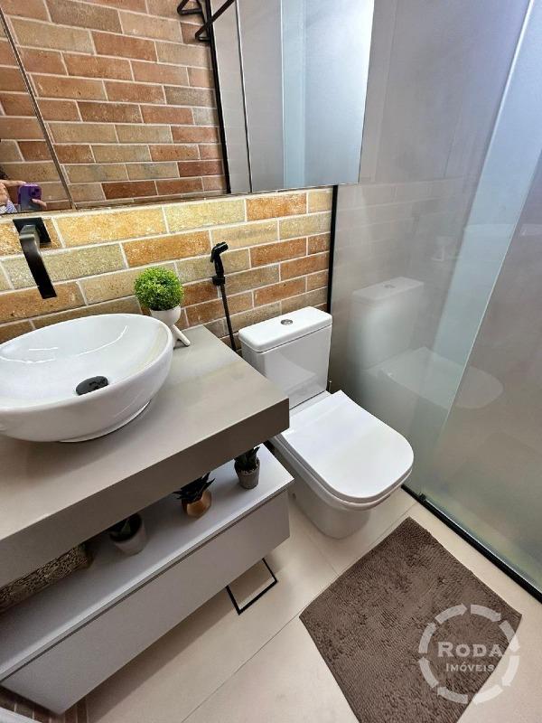 Apartamento para aluguel no Embaré: 