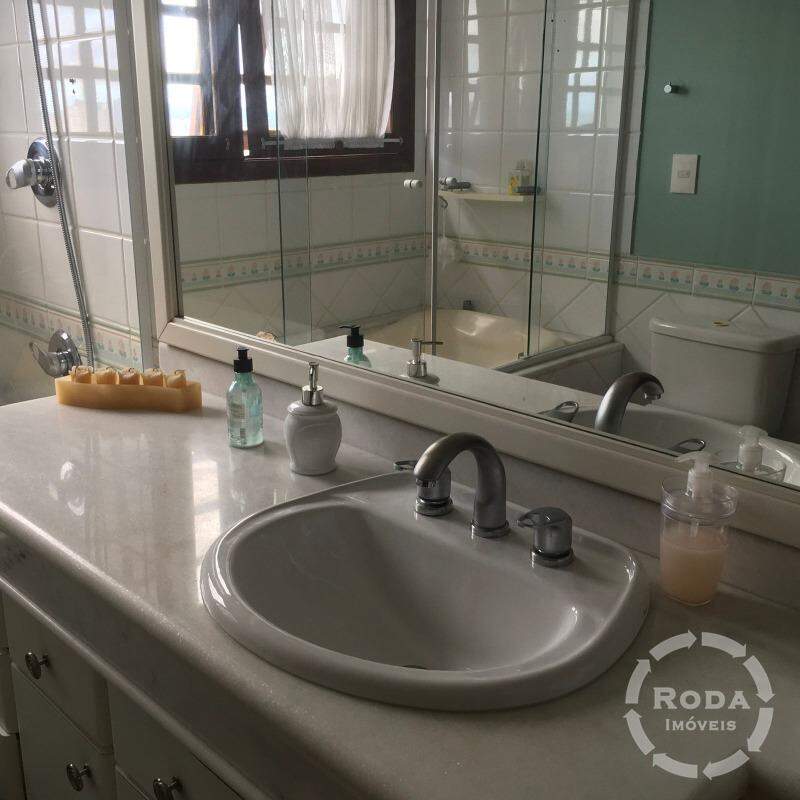 Casa à venda no Marapé: 