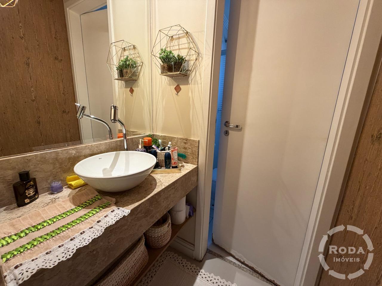 Apartamento à venda no Ponta da Praia: 