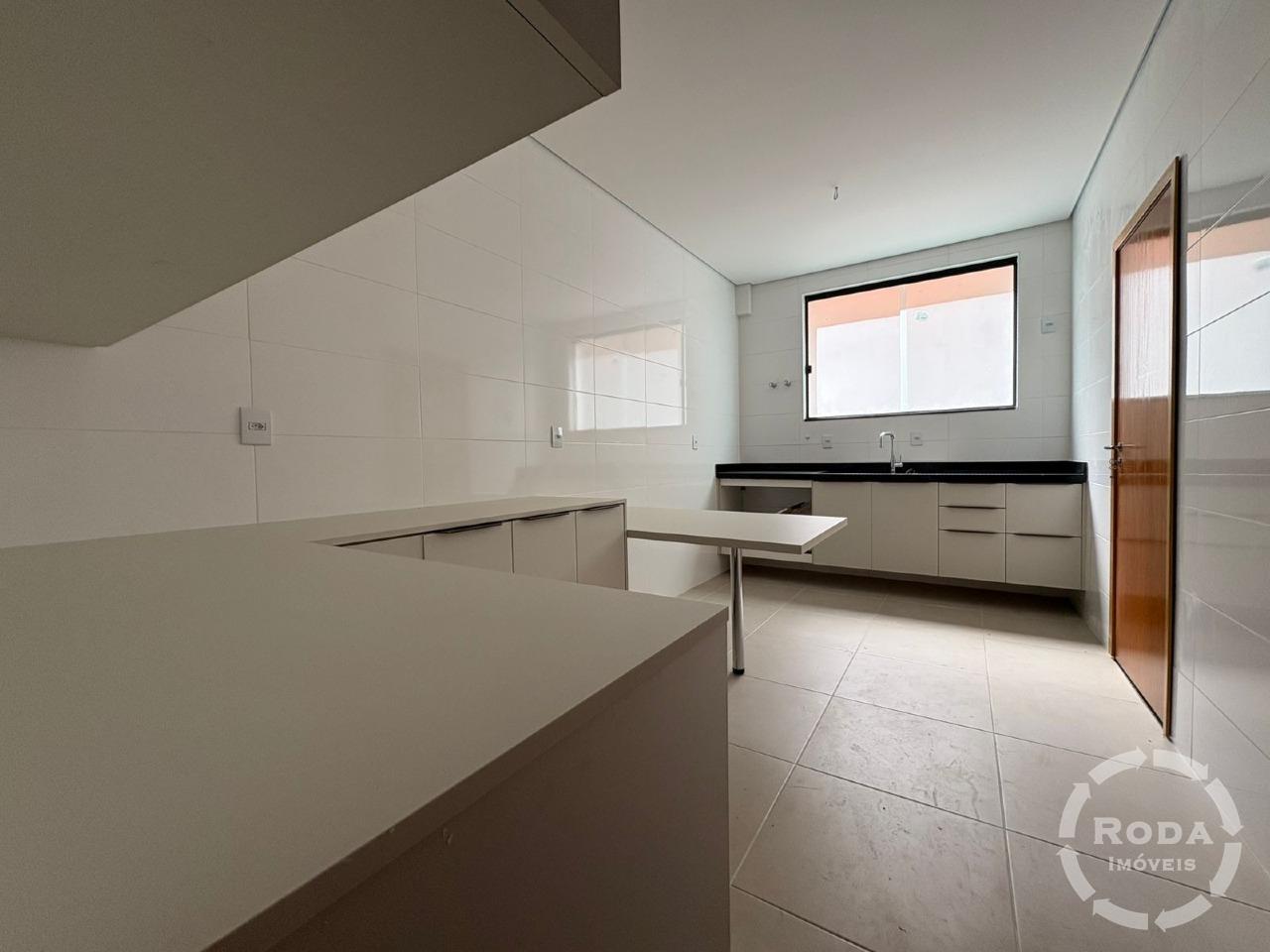 Casa à venda no Embaré: 