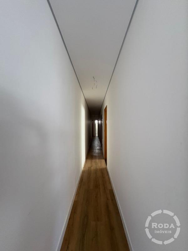 Casa à venda no Embaré: 