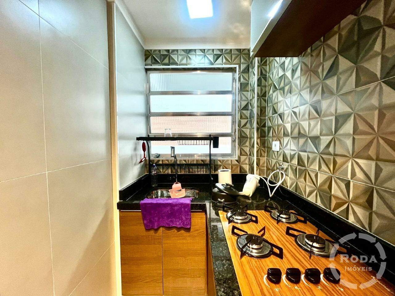 Apartamento à venda no Ponta da Praia: cozinha