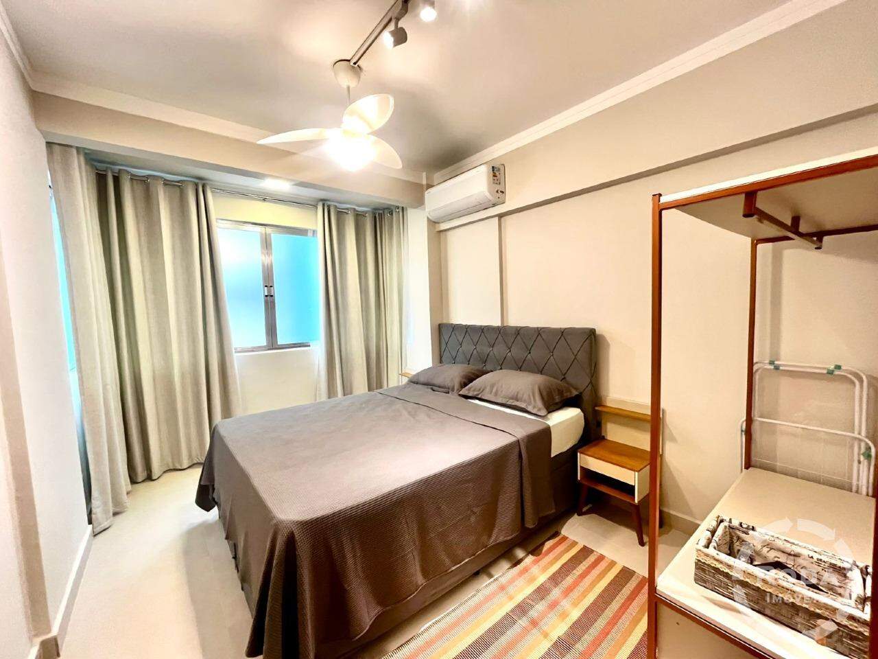 Apartamento à venda no Ponta da Praia: quarto