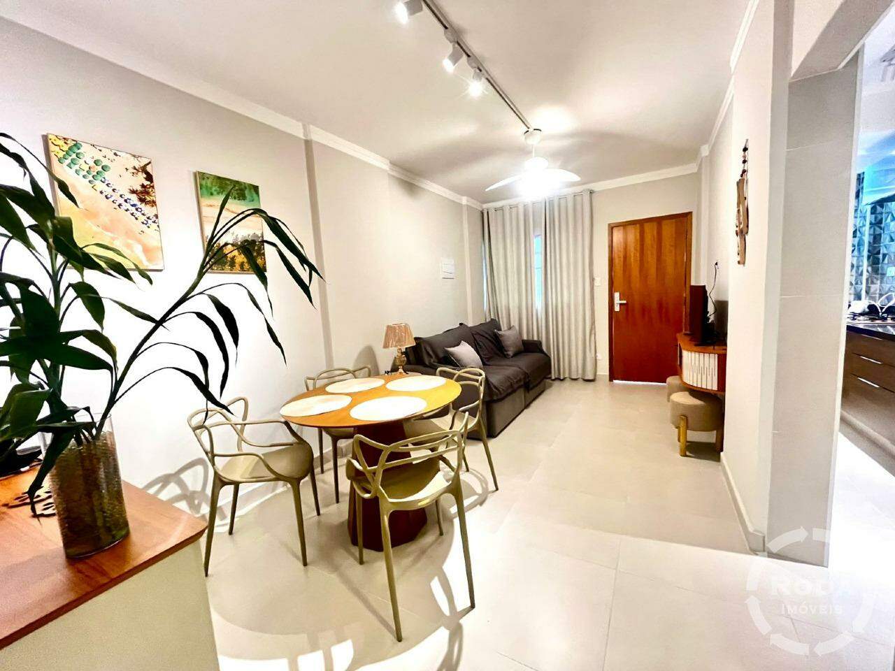 Apartamento à venda no Ponta da Praia: sala