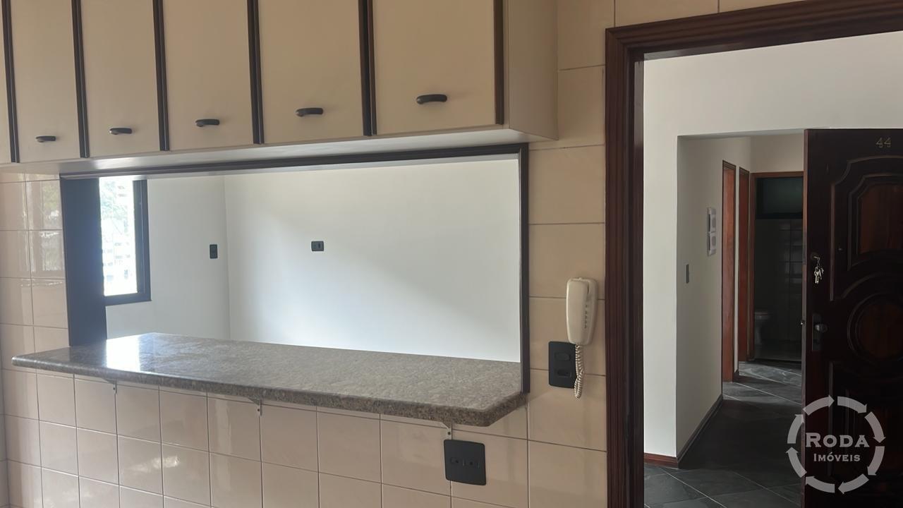 Apartamento para aluguel no Marapé: 