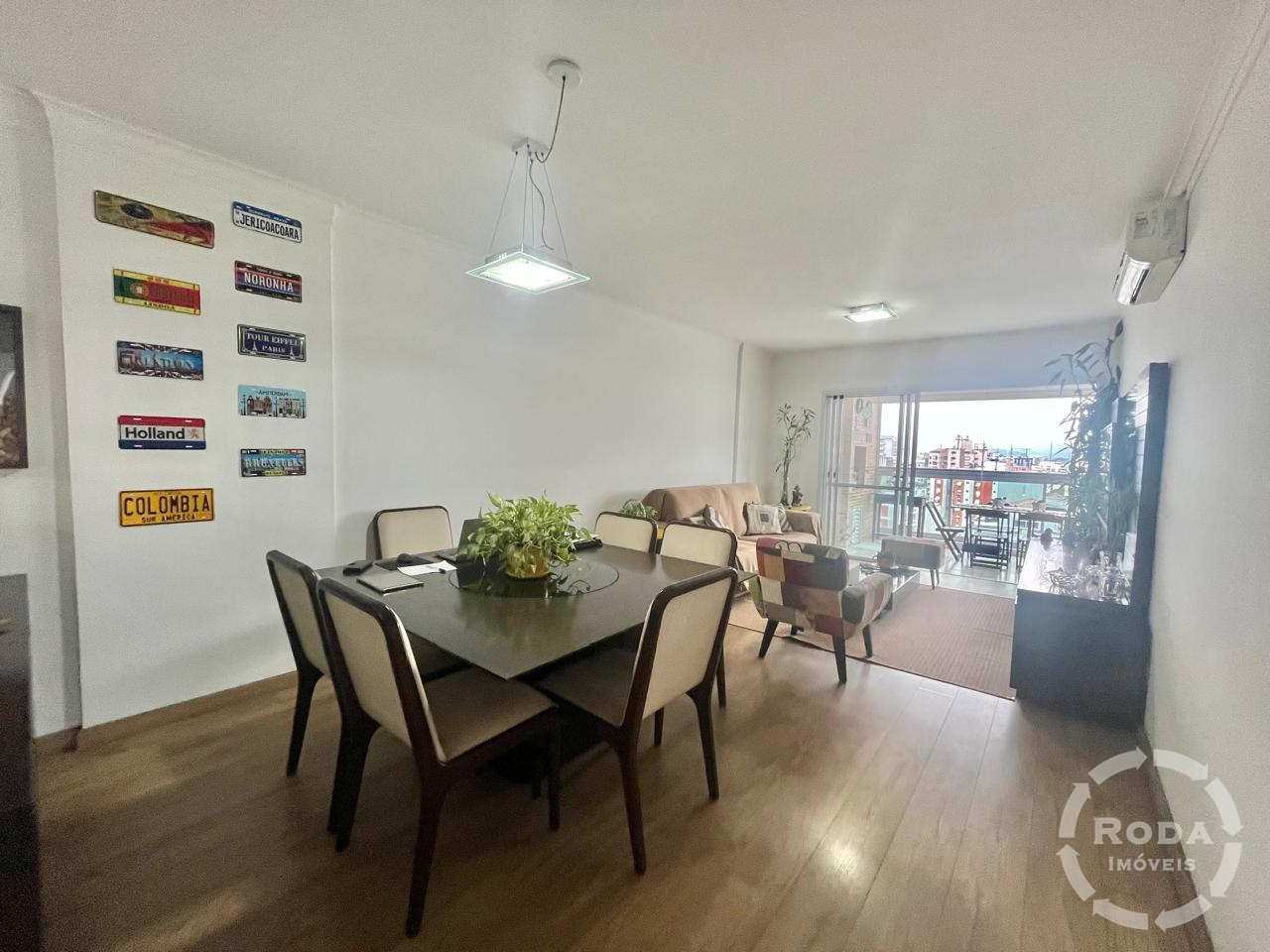 Apartamento à venda no Ponta da Praia: 