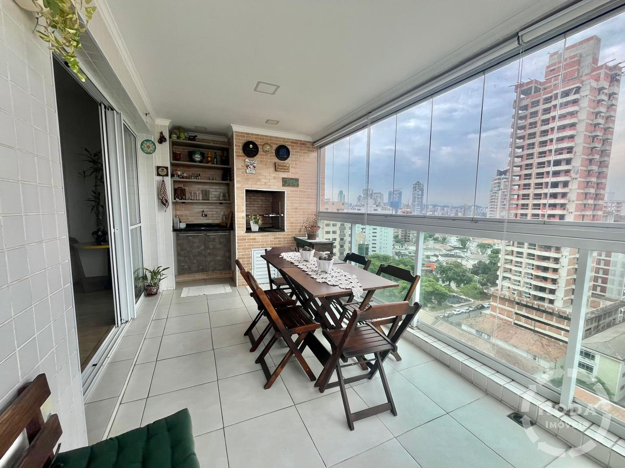 Apartamento à venda no Ponta da Praia: 