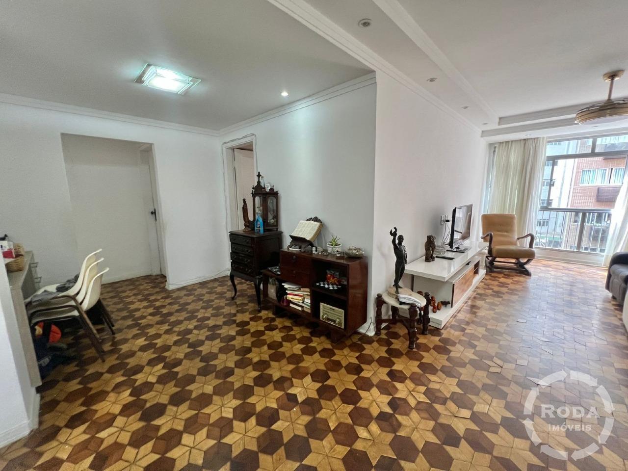 Apartamento à venda no Ponta da Praia: 