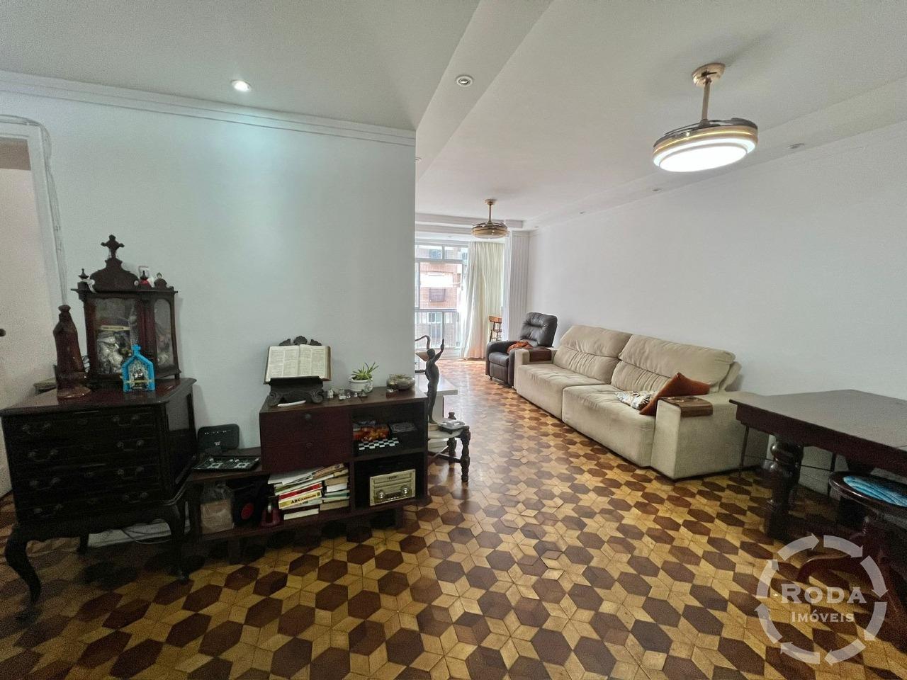 Apartamento à venda no Ponta da Praia: 