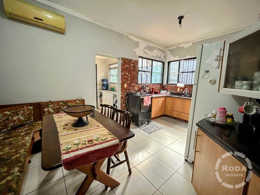 Casa à venda no Ponta da Praia: 