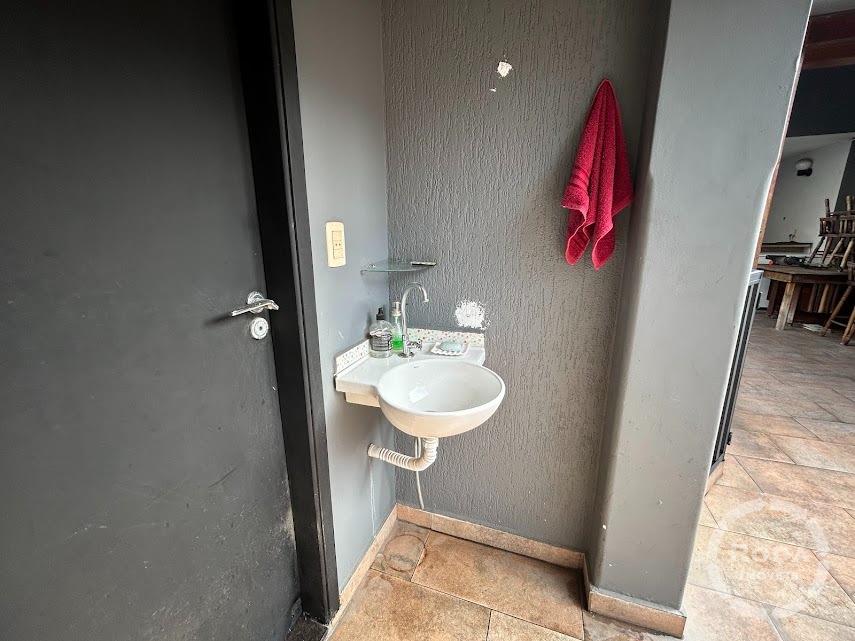 Casa à venda no Ponta da Praia: 