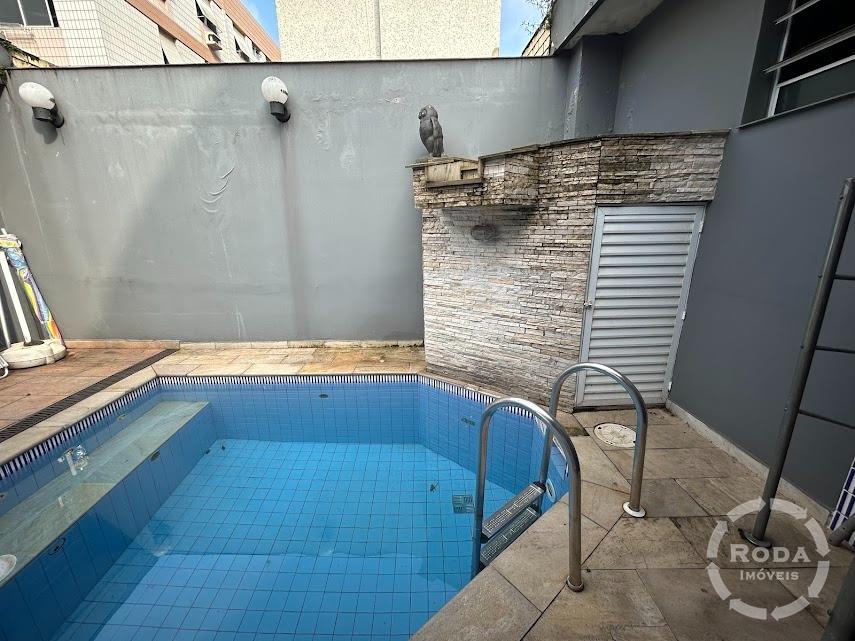 Casa à venda no Ponta da Praia: 