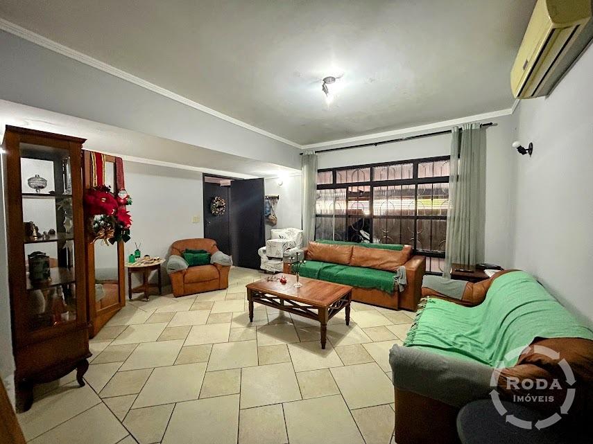 Casa à venda no Ponta da Praia: 