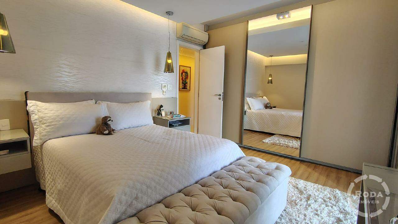 Apartamento à venda no Ponta da Praia: 