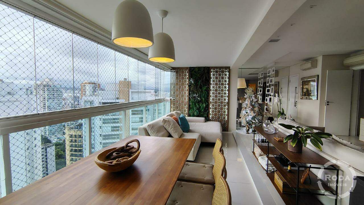 Apartamento à venda no Ponta da Praia: 
