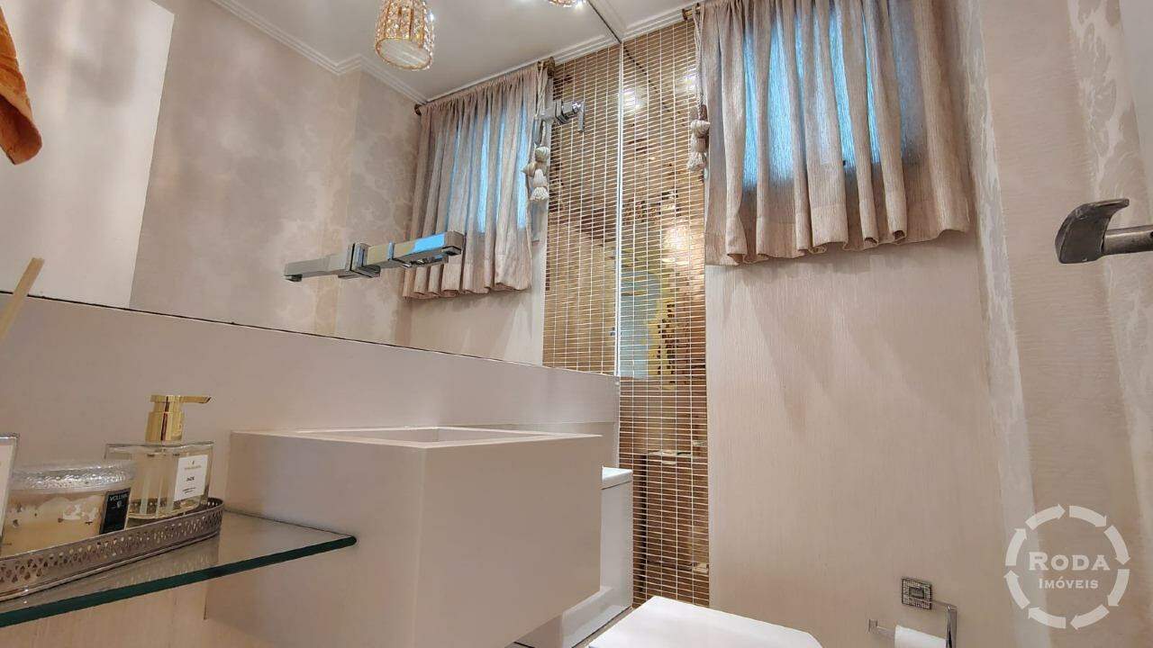 Apartamento à venda no Ponta da Praia: 