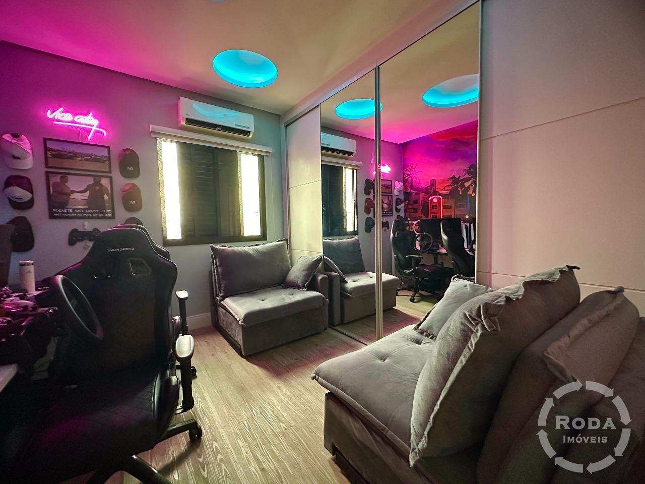 Apartamento à venda no Embaré: 