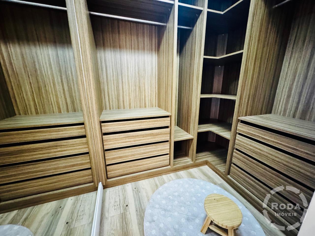 Apartamento à venda no Embaré: 