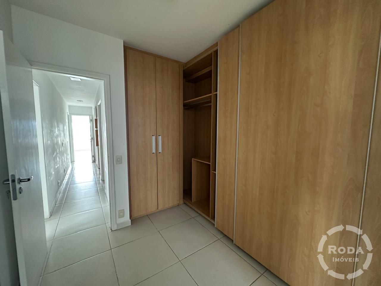 Apartamento à venda no Ponta da Praia: 