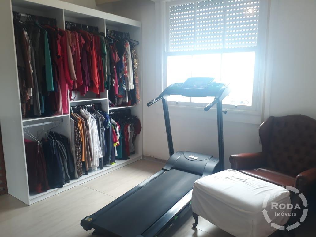 Cobertura à venda no Ponta da Praia: 