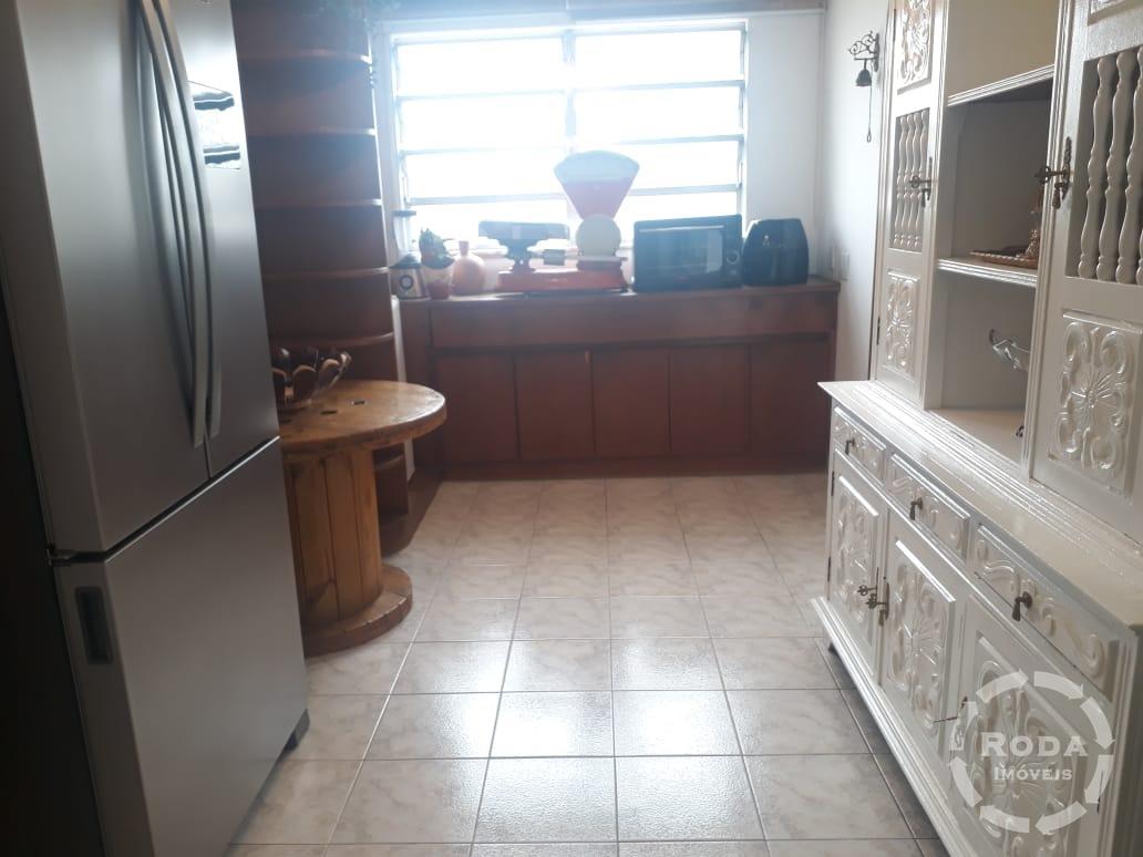 Cobertura à venda no Ponta da Praia: 