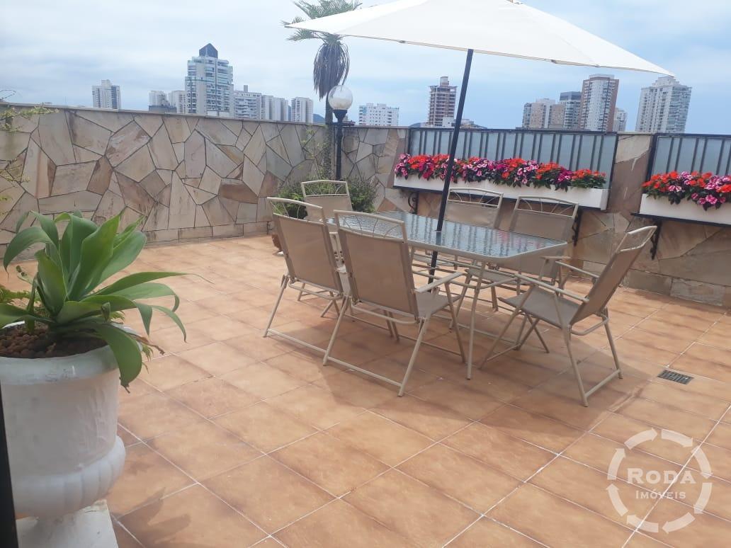 Cobertura à venda no Ponta da Praia: 