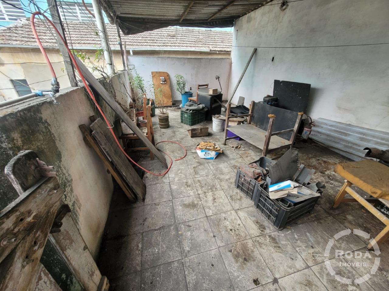 Casa à venda no Macuco: 