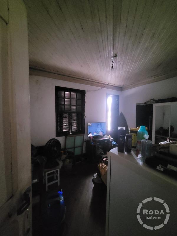 Casa à venda no Macuco: 