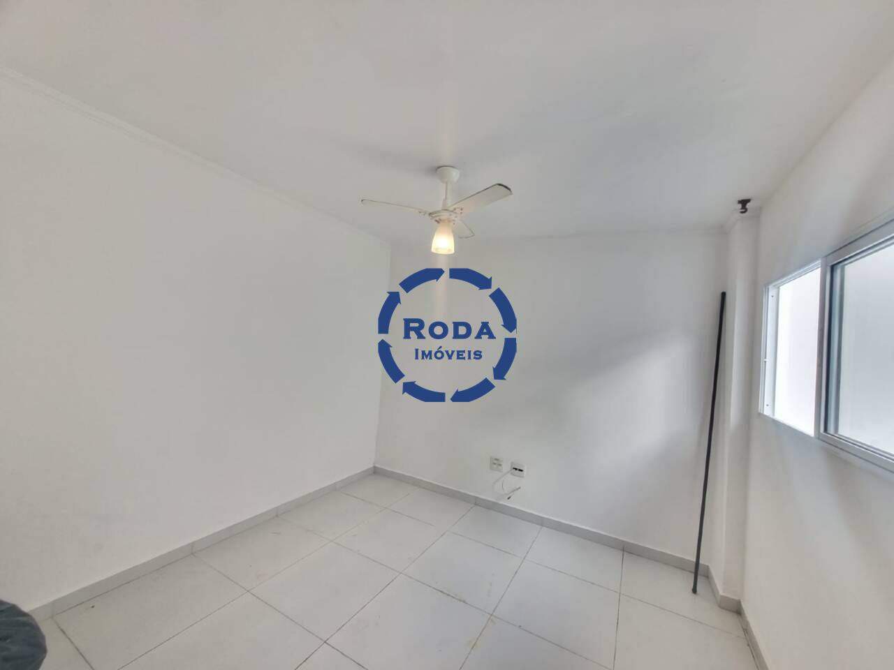Loja à venda no Ponta da Praia: 