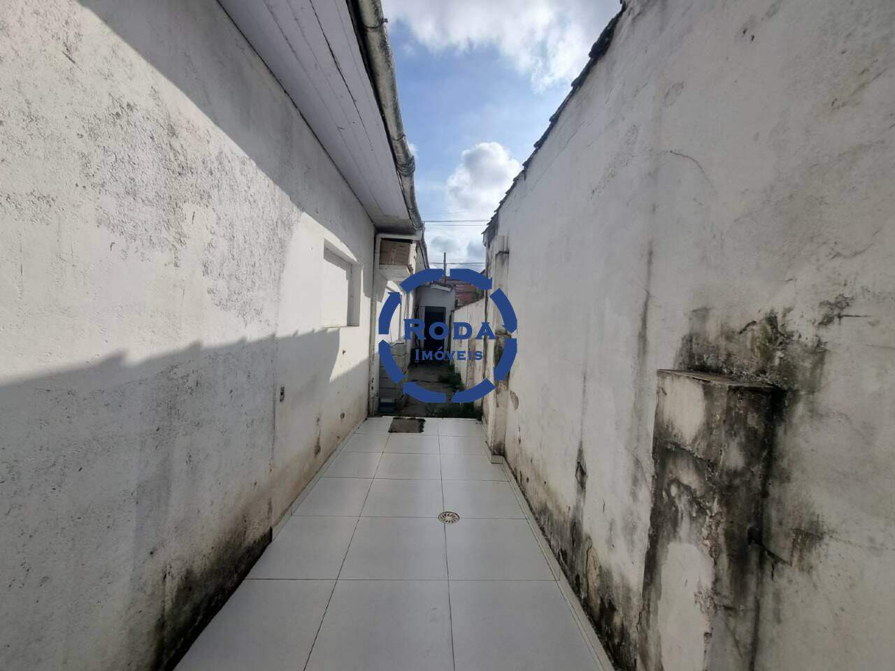 Loja à venda no Ponta da Praia: 