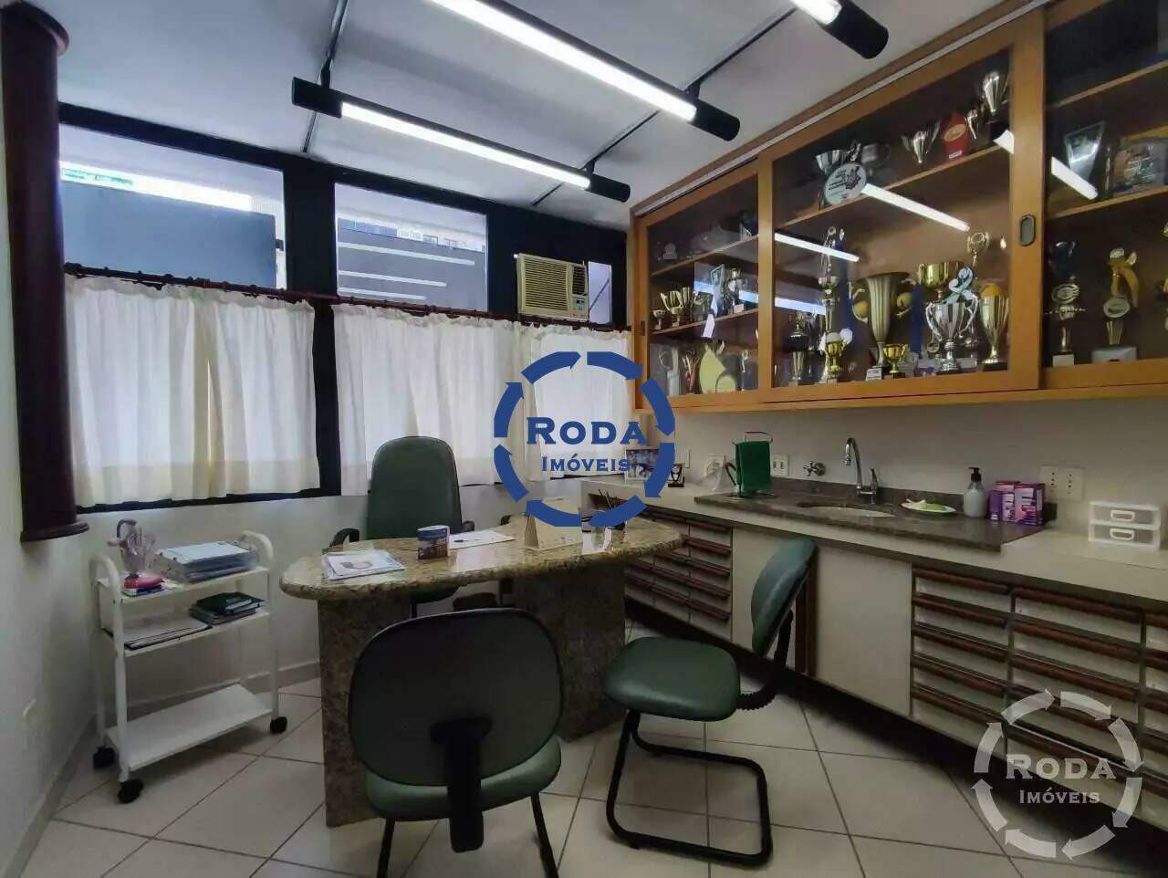 Conjunto Comercial à venda no Gonzaga: 