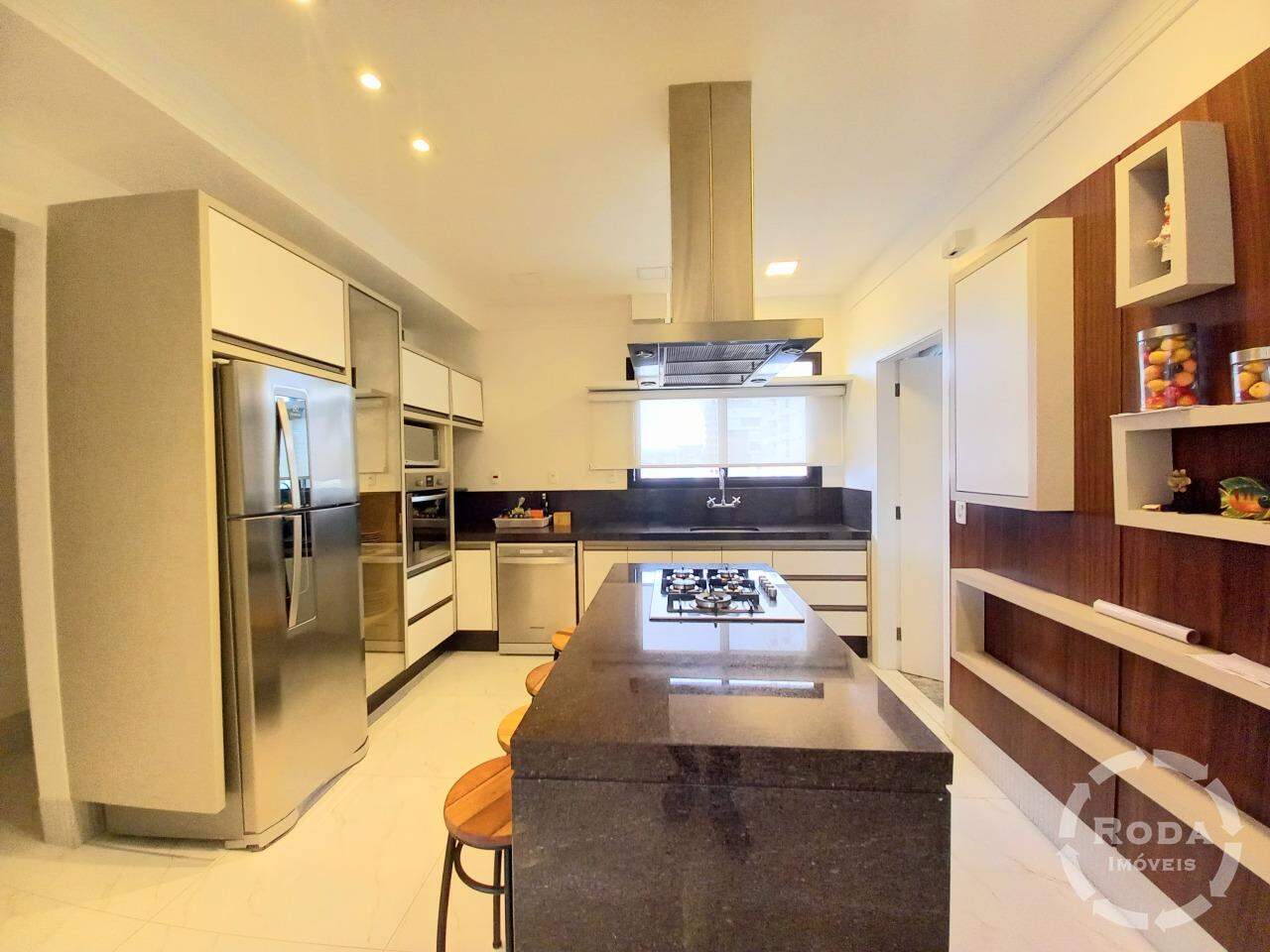 Apartamento à venda no Embaré: 