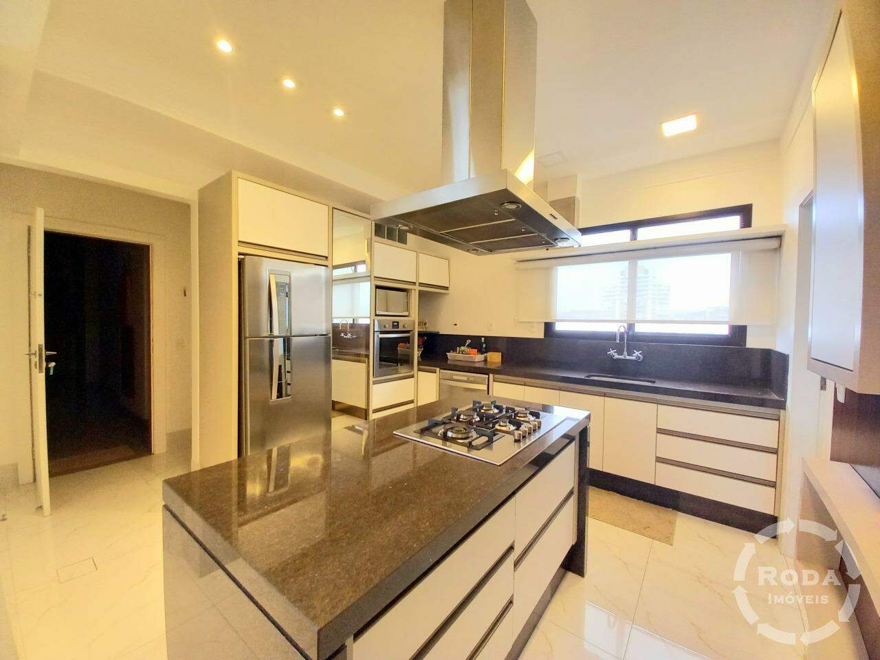 Apartamento à venda no Embaré: 