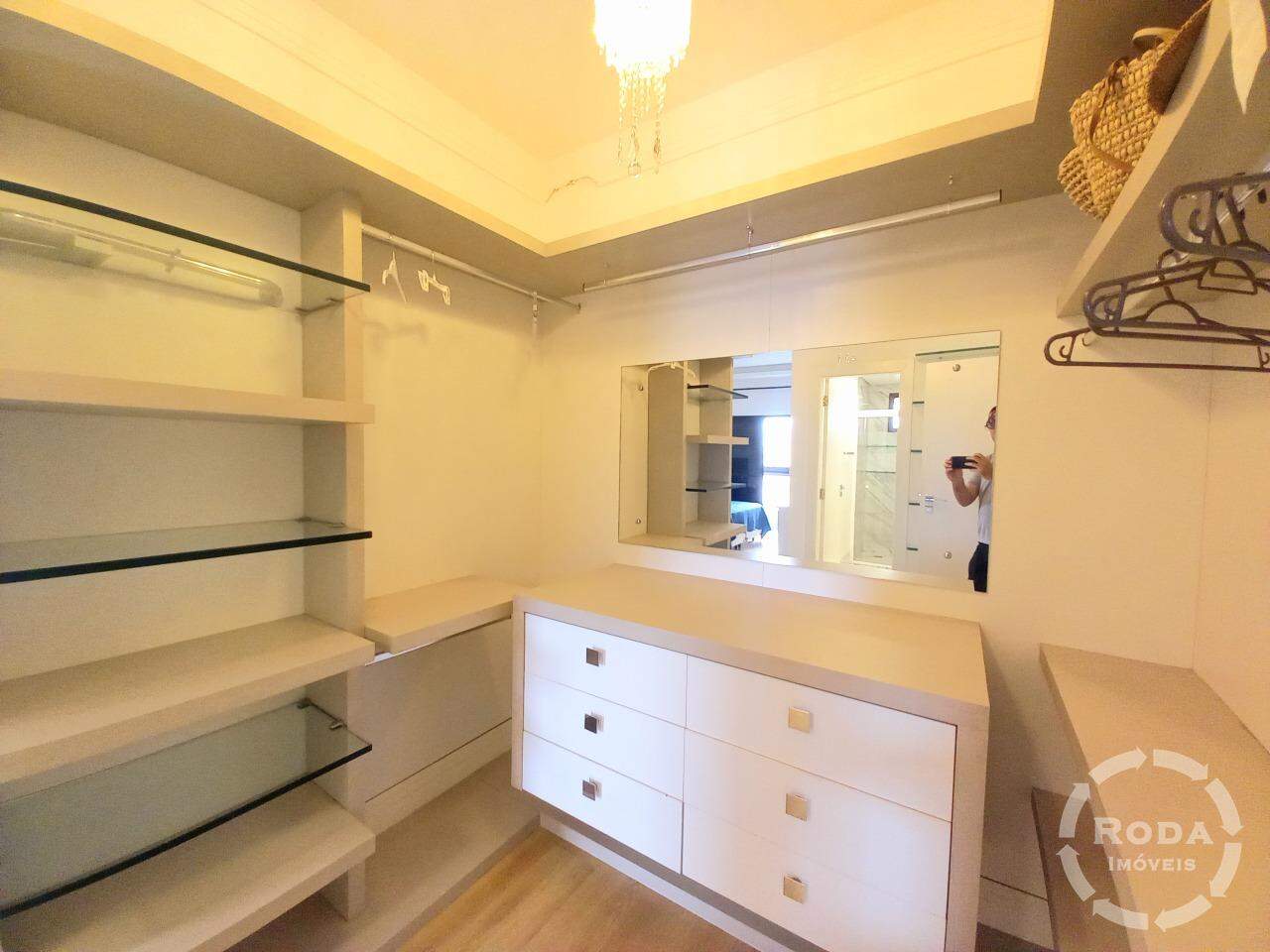 Apartamento à venda no Embaré: 