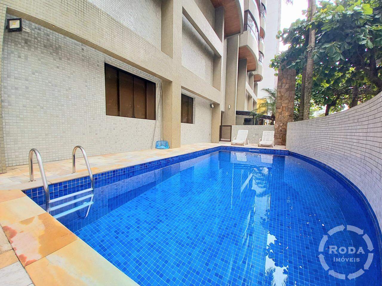 Apartamento à venda no Embaré: 