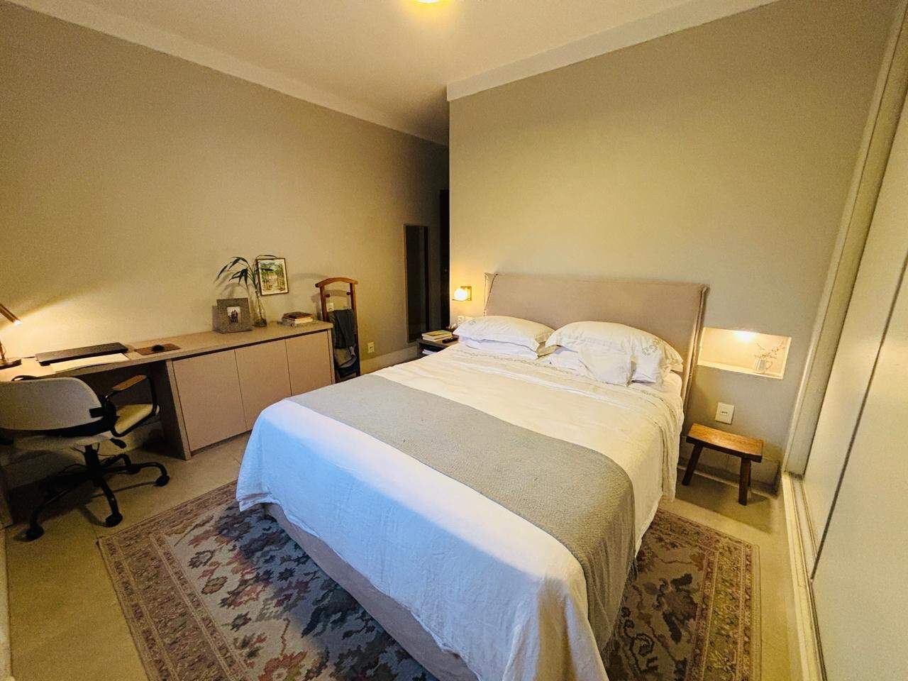 Apartamento à venda no Ponta da Praia: 