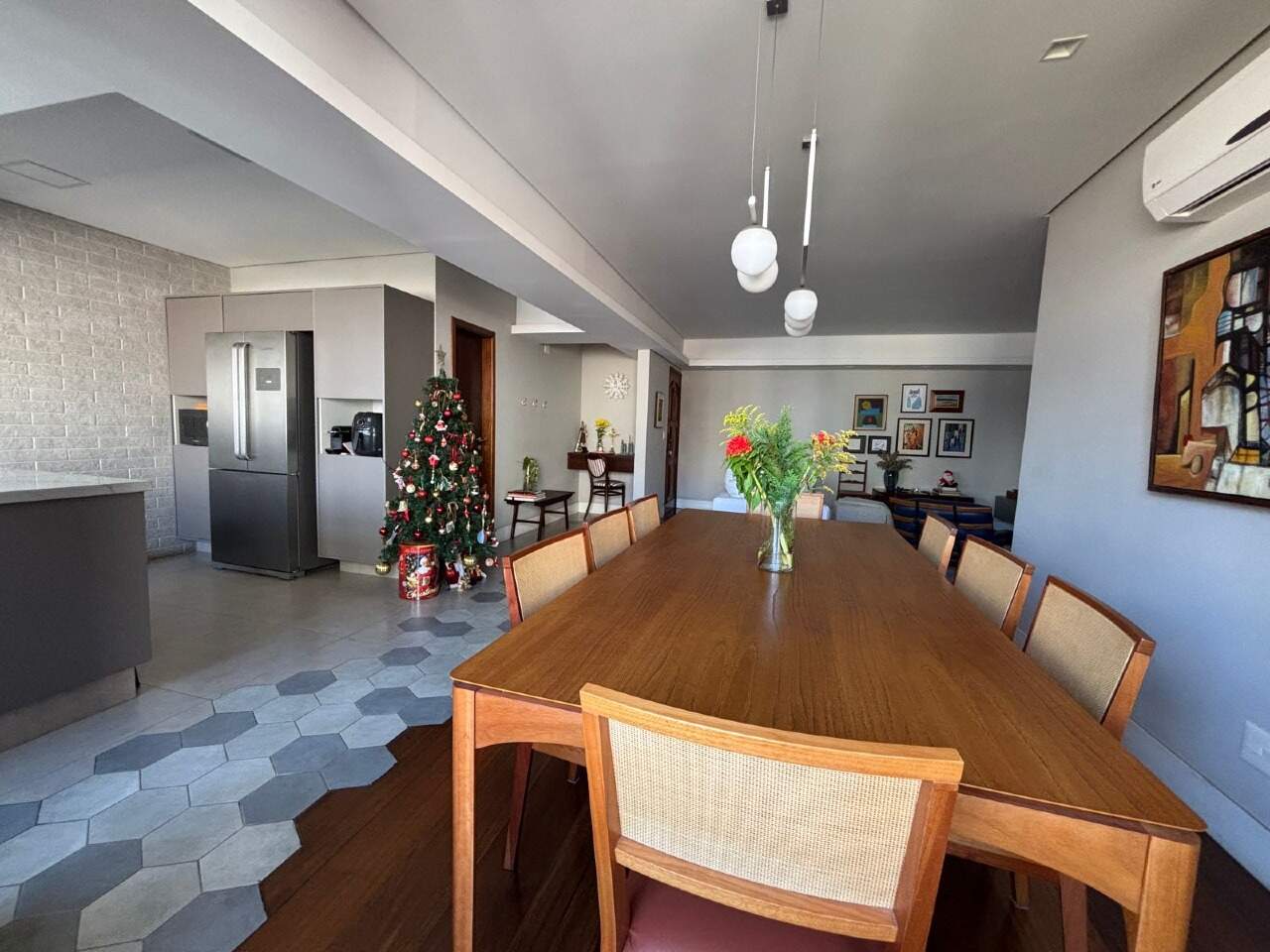 Apartamento à venda no Ponta da Praia: 