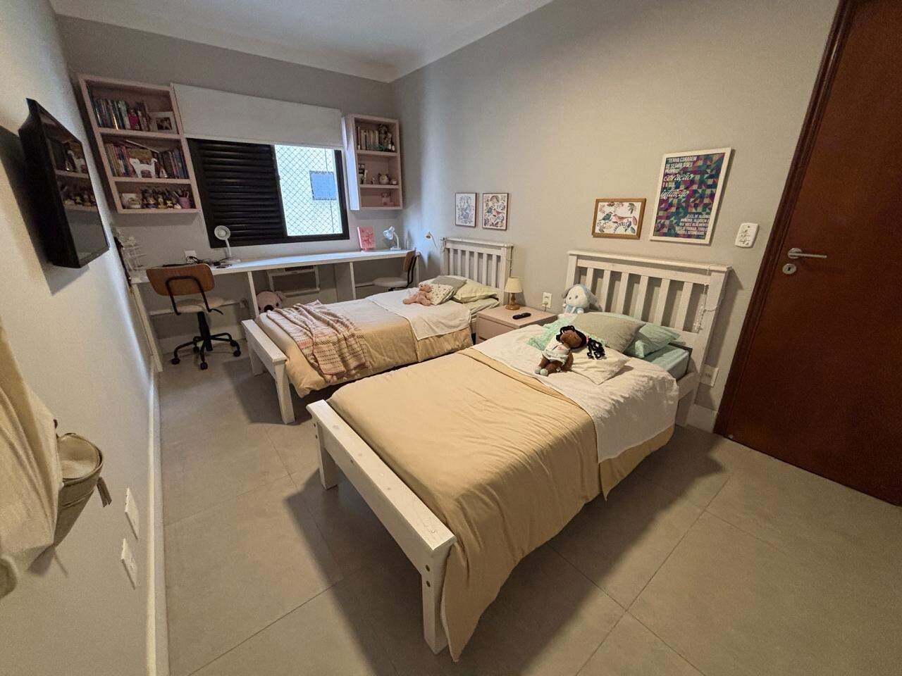 Apartamento à venda no Ponta da Praia: 