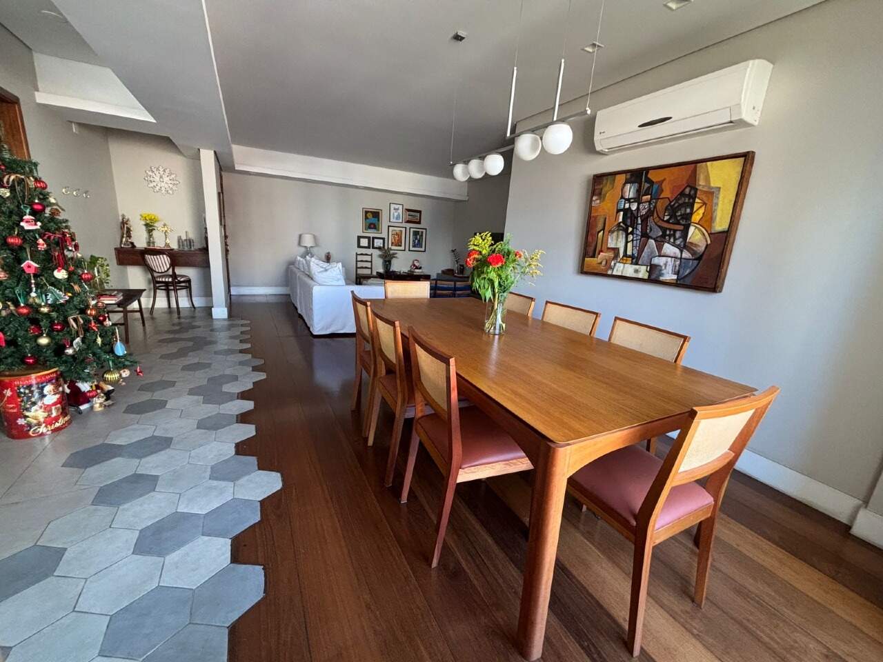 Apartamento à venda no Ponta da Praia: 
